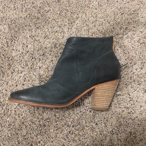 👞 J Shoes zip back Belgrade Womens booties size9 - Picture 1 of 5